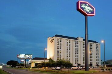 هتل Hampton Inn Baton Rougei10 & College Dr