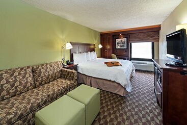 هتل Hampton Inn Baton Rougei10 & College Dr