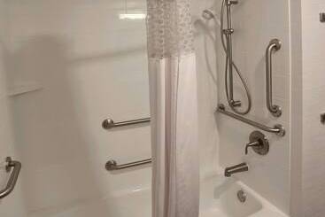 هتل Hampton Inn Billings