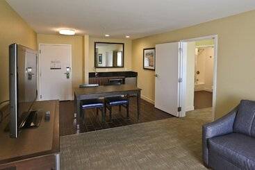 هتل Hampton Inn Billings