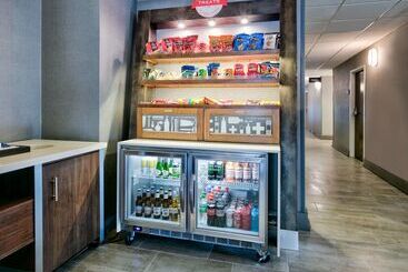 هتل Hampton Inn Biloxi