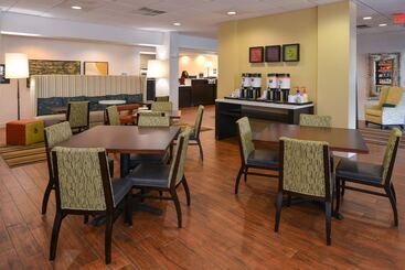هتل Hampton Inn Carbondale