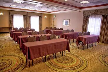 هتل Hampton Inn Cedar City
