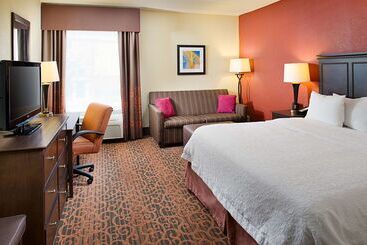 هتل Hampton Inn Columbia
