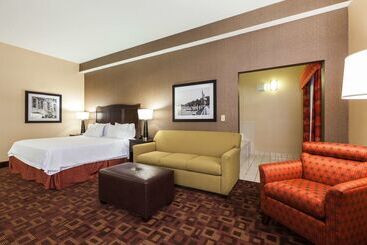 هتل Hampton Inn Elkton