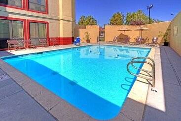 هتل Hampton Inn Fremont