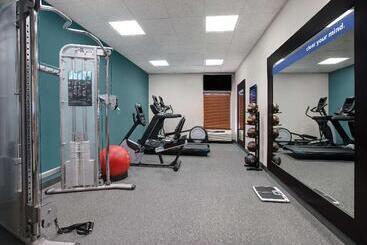 هتل Hampton Inn Greenville I 385   Woodruff Rd