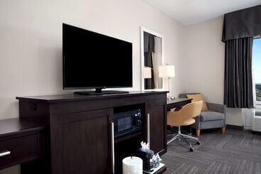 هتل Hampton Inn By Hilton Hallandale Beach Aventura