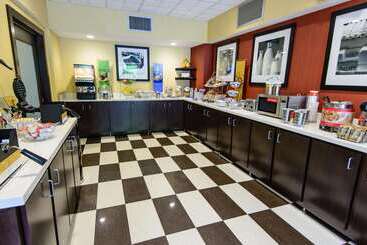 هتل Hampton Inn Houstonpearland