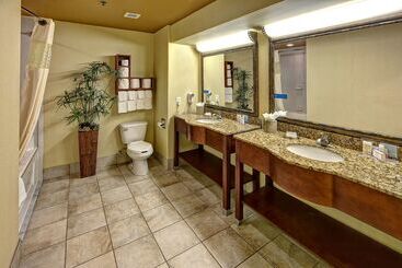 هتل Hampton Inn Indianapolissw/plainfield