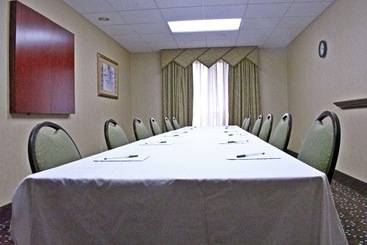 هتل Hampton Inn Ithaca