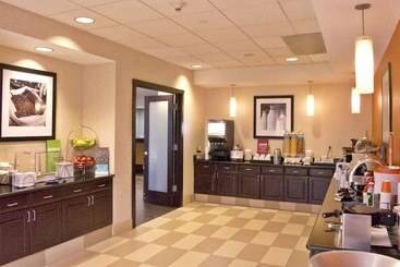 هتل Hampton Inn Ithaca