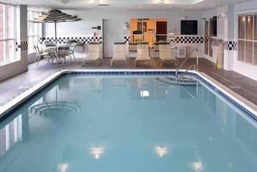 هتل Hampton Inn Ithaca