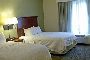 هتل Hampton Inn Ithaca