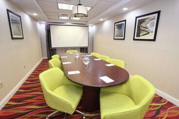 هتل Hampton Inn Jacksonville East Regency Square