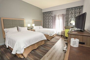 هتل Hampton Inn Jacksonville East Regency Square
