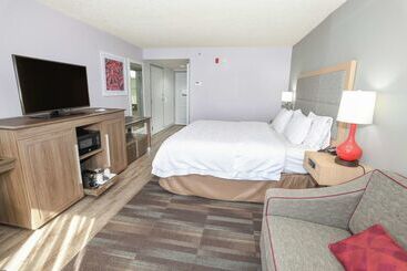 هتل Hampton Inn Jacksonville East Regency Square