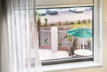 هتل Hampton Inn Lakeland