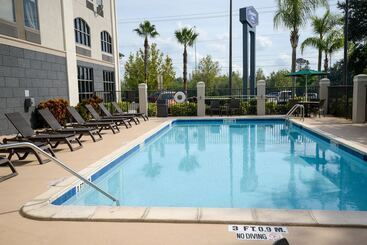 هتل Hampton Inn Lakeland