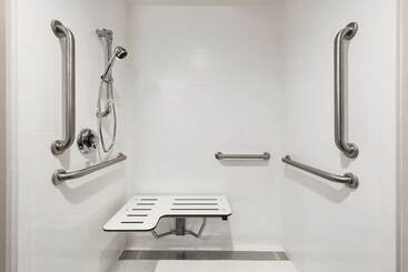 هتل Hampton Inn Lawrence