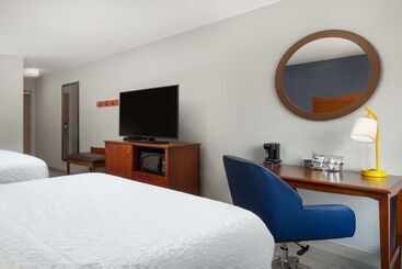 هتل Hampton Inn Medford
