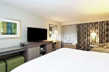 هتل Hampton Inn Melbourne