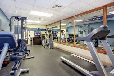 هتل Hampton Inn Melbourne