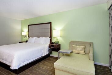 هتل Hampton Inn Melbourne
