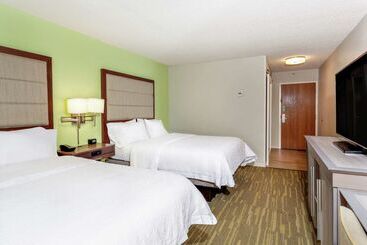 هتل Hampton Inn Melbourne