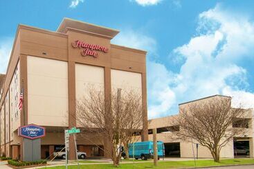 هتل Hampton Inn Metairie