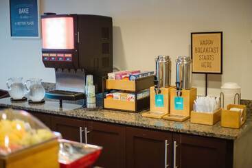 هتل Hampton Inn Metairie