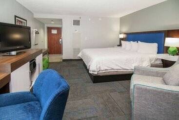 هتل Hampton Inn Metairie