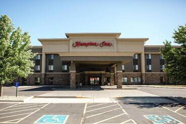 هتل Hampton Inn Mitchell