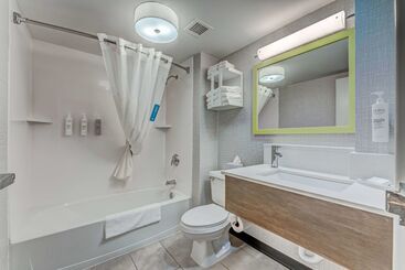هتل Hampton Inn Morgantown