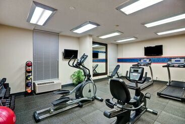 هتل Hampton Inn Morgantown