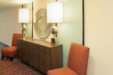 هتل Hampton Inn Muskegon