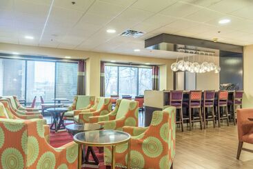 هتل Hampton Inn Muskegon