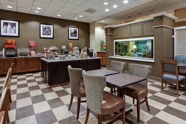 酒店 Hampton Inn Myrtle Beach Broadway At The Beach