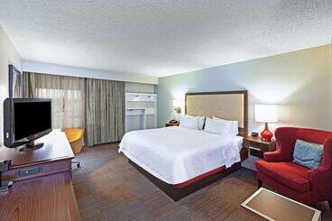 هتل Hampton Inn Oklahoma Citynorthwest