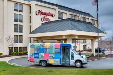 هتل Hampton Inn Pittsburgh Airport