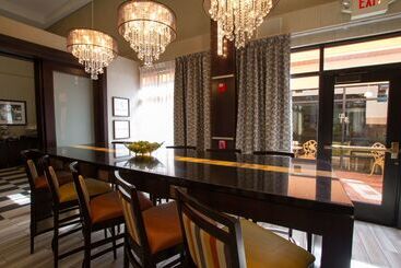 هتل Hampton Inn Prescott