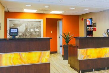 هتل Hampton Inn Prescott