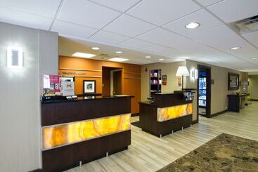 هتل Hampton Inn Prescott