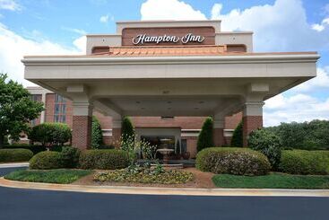 هتل Hampton Inn Raleigh Capital Blvd. North