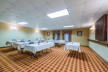 هتل Hampton Inn Raleigh/clayton I 40