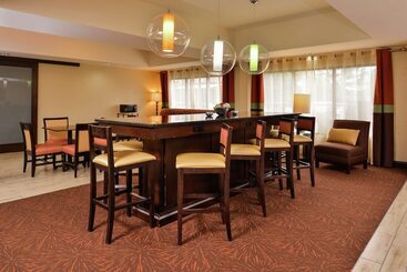 هتل Hampton Inn Raleigh/clayton I 40