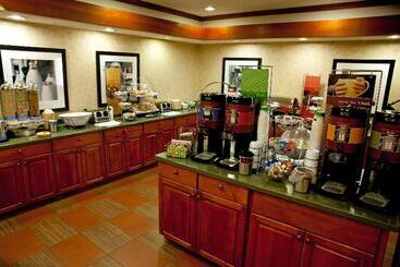 هتل Comfort Inn & Suites Rapid City Near Mt Rushmore