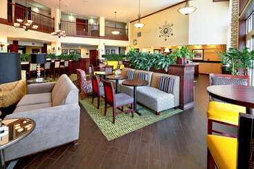 هتل Hampton Inn Salt Lake City Central