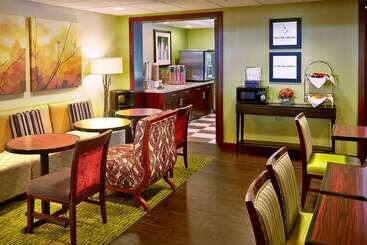 هتل Hampton Inn Salt Lake City Central