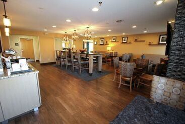 هتل Hampton Inn Sandusky Central